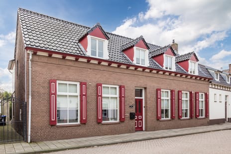 Grotestraat 56