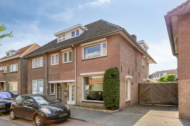 Nassaustraat 12