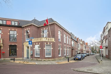 Burg. de Hesselleplein 9