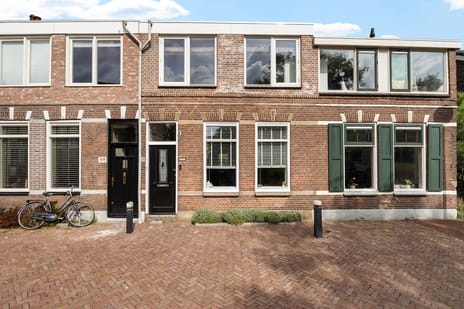 J.W.C. Bloemstraat 21