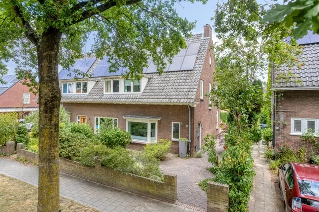 Beatrixlaan 12