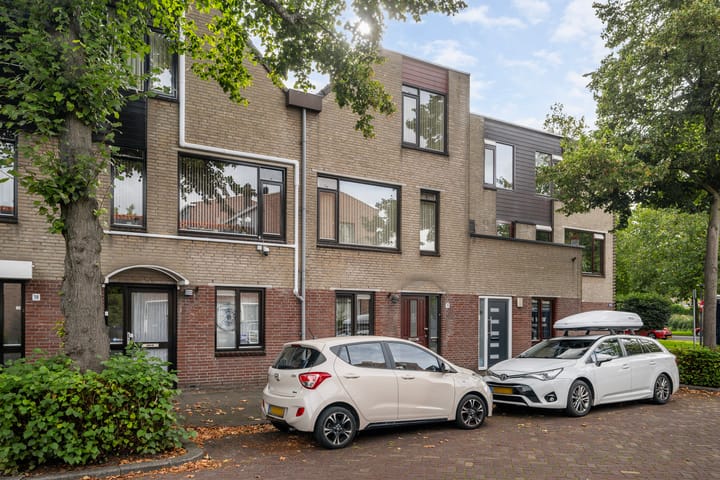Dr. H. Bavinckplaats 16