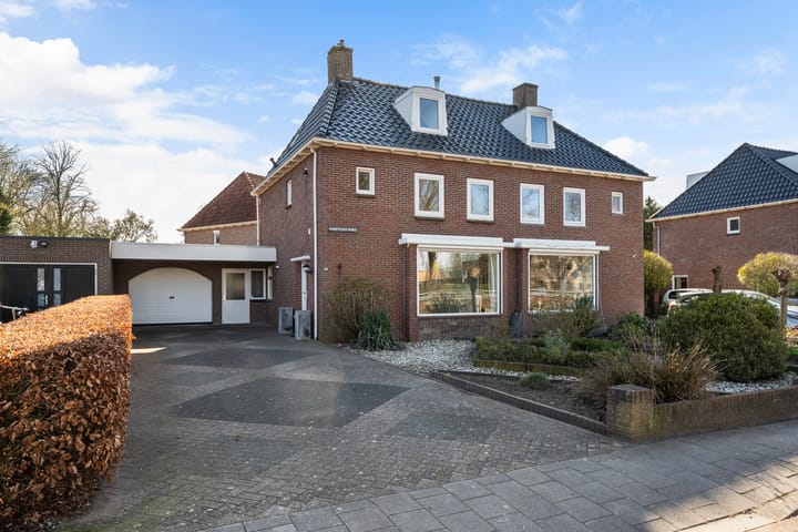 Hoogeveenseweg 21
