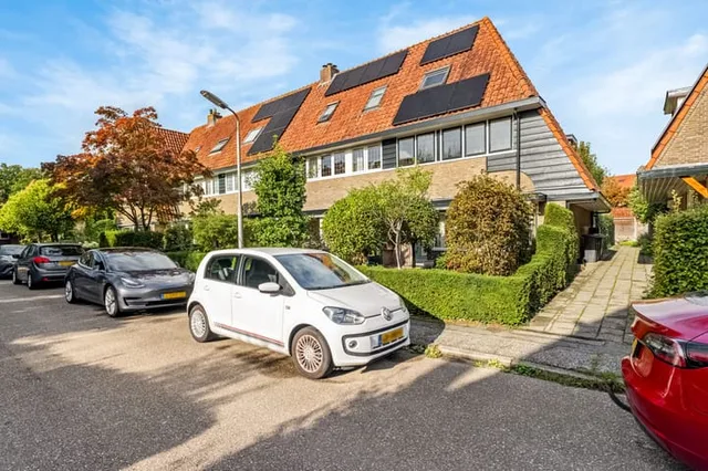 Lombokstraat 23