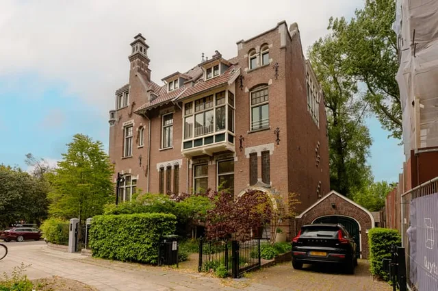 Van Eeghenstraat 76