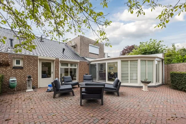 Onze Lieve Vrouwestraat 193