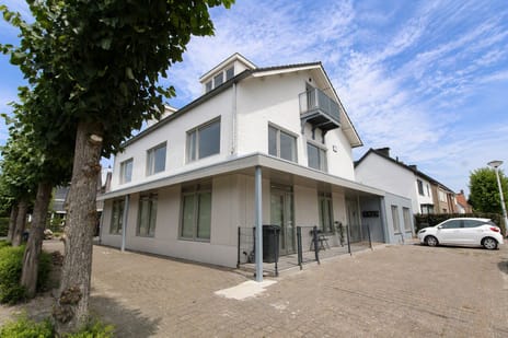 Spoorstraat 42