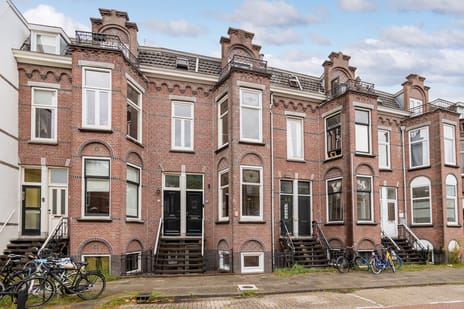 Adelaarstraat 96
