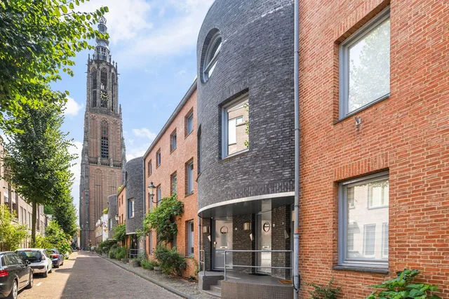 Breestraat 28