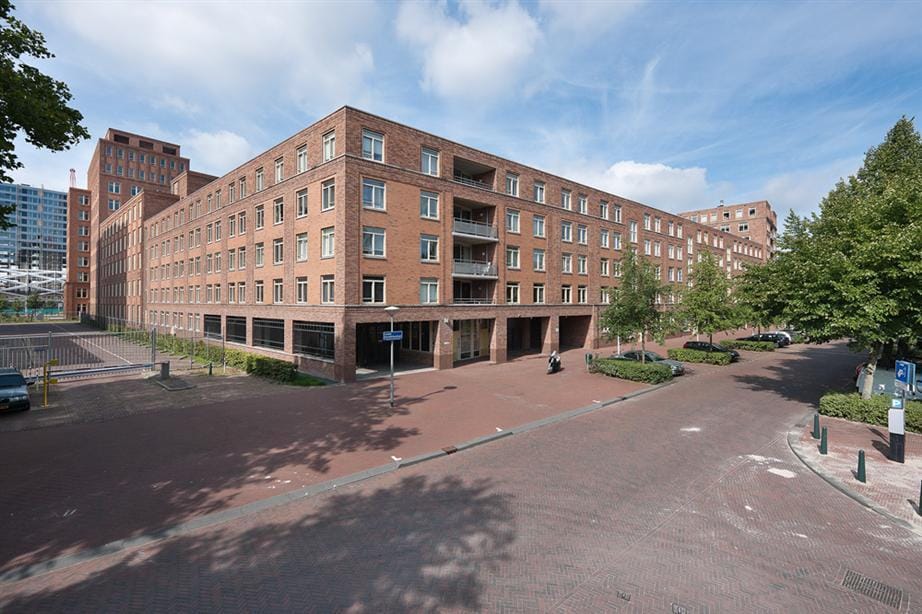 Louise Henriëttestraat 21