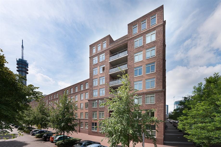 Louise Henriëttestraat 21