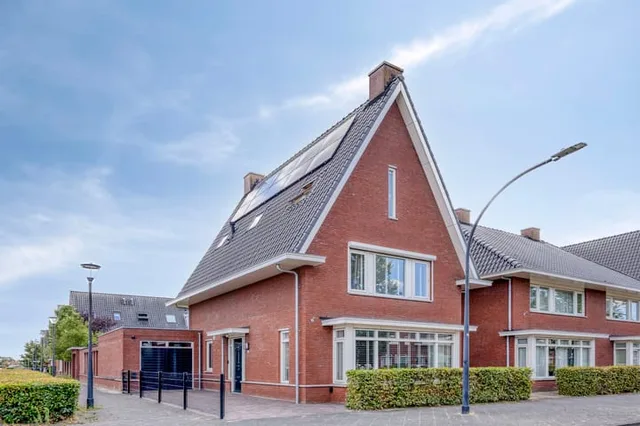 Valkenswaardstraat 24