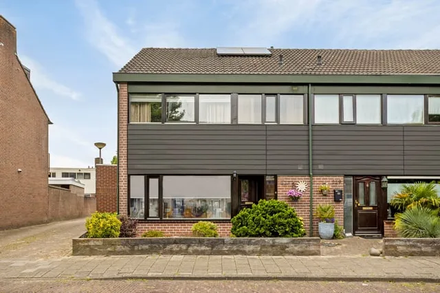 Dennenweg 227