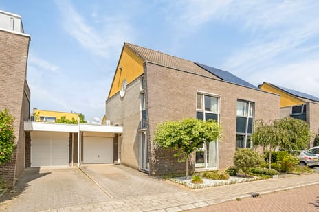 Paul van Zeelandstraat 10