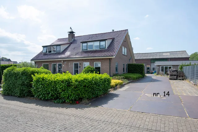 Ambachtstraat 14