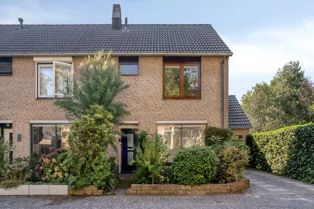 Seringenhof 24
