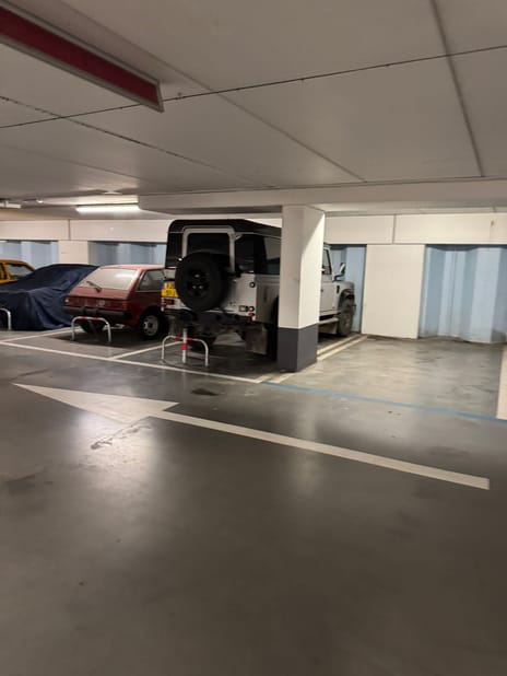 Stationsplein parkeerplaats 44