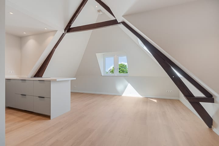 Maerten Trompstraat 18