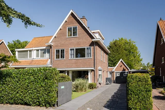 Burgemeester van Lennepweg 40