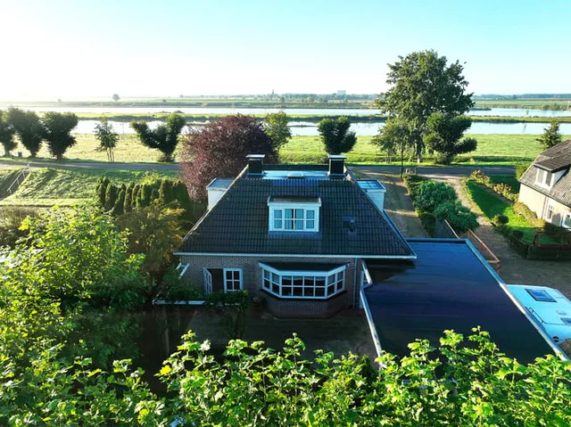 Raadhuisdijk 14-a