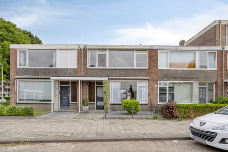 Kruisherenstraat 4