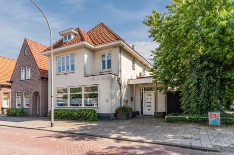 Hoogeinde 18