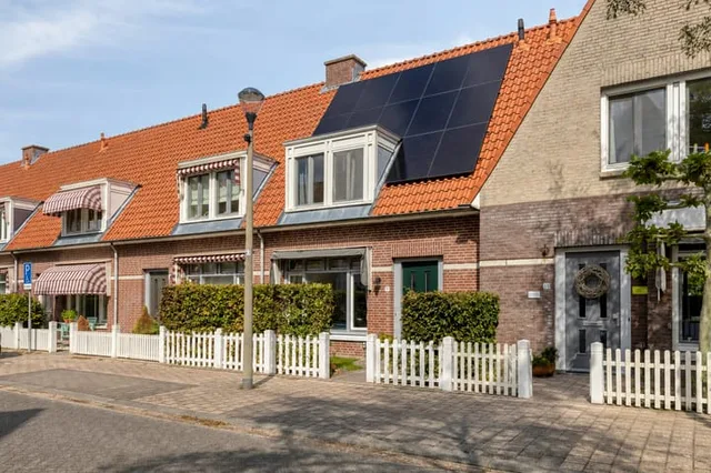Bussersbeemden 11