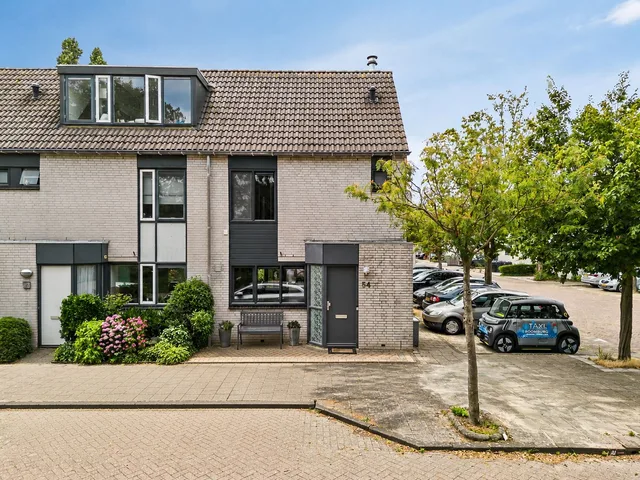 Anne Frankweg 54