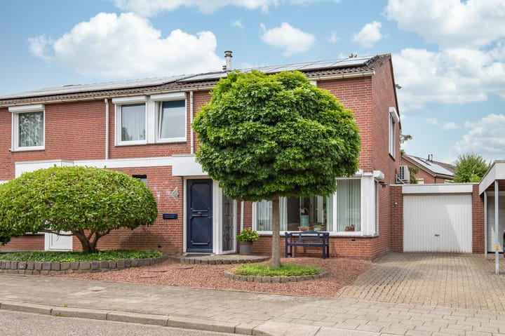 Hoefveld 64