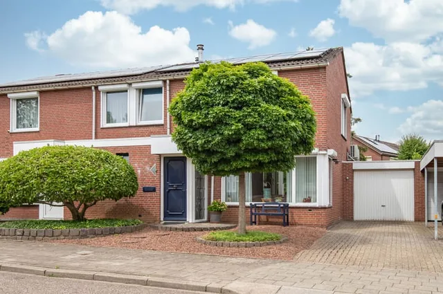 Hoefveld 64
