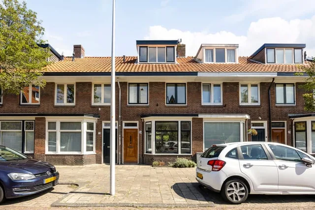 Van der Waalsstraat 24