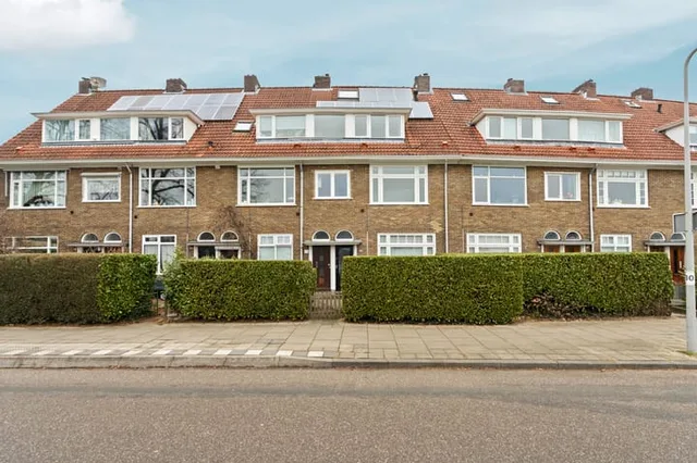 Noordelijke Parallelweg 140