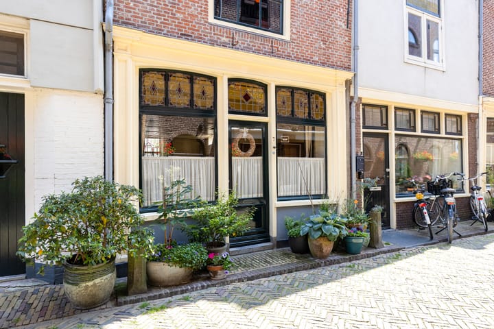 Sint Annastraat 7