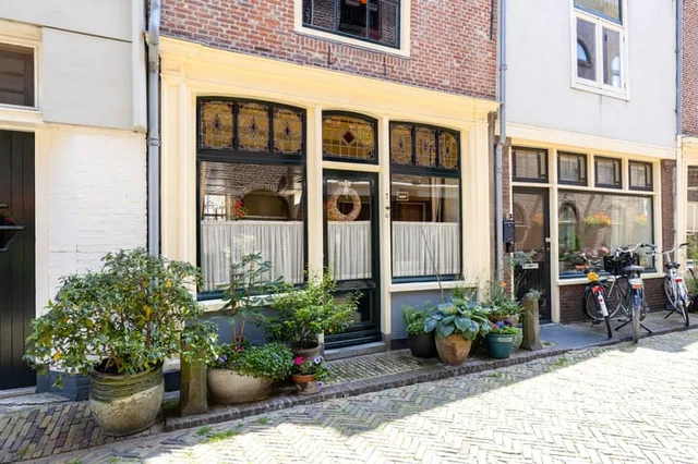 Sint Annastraat 7