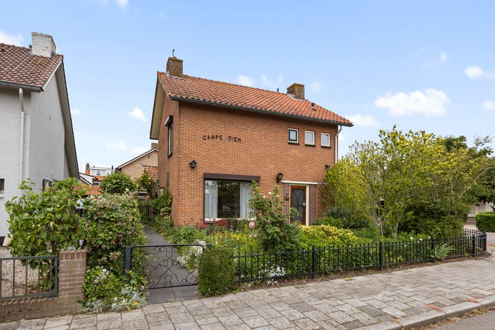 Roodhekkenpas-West l 2-onder-1-kapwoning | (Bouwnr. 8)