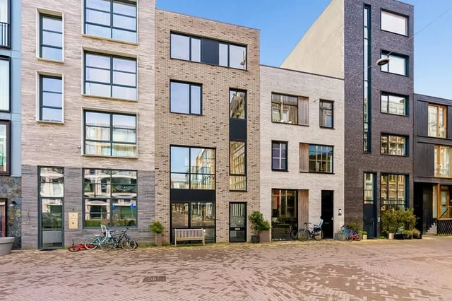 Nydia Ecurystraat 12