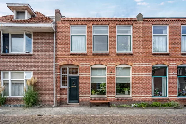 Emmastraat 19