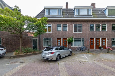 Albertine Agnesstraat 10-a