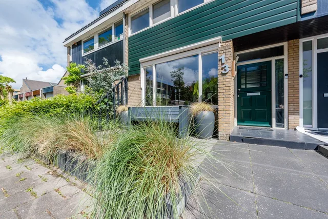 Elsa Brändströmstraat 13