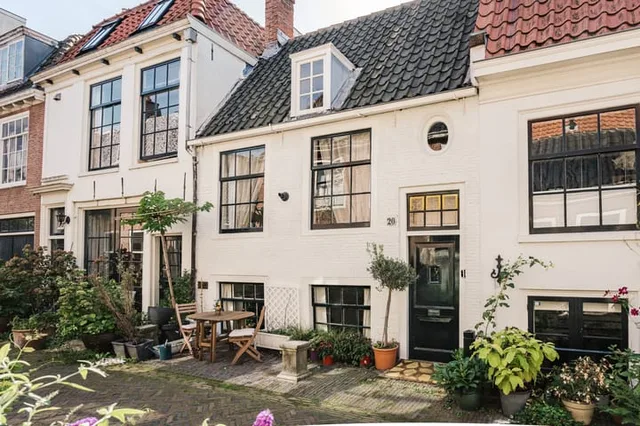 Kerkstraat 20