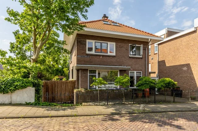 Burgemeester Trooststraat 2