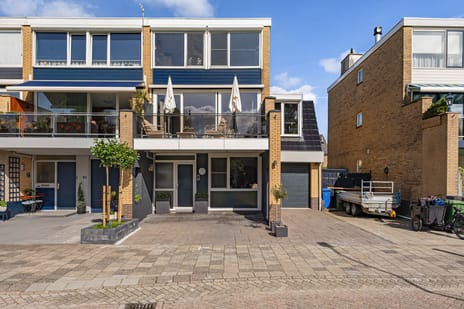 Edelsteensingel 23