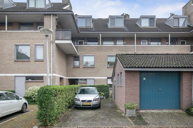 Anna van Hensbeeksingel 97