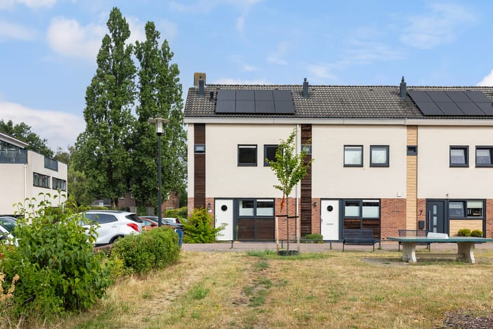 Titaniumstraat 3