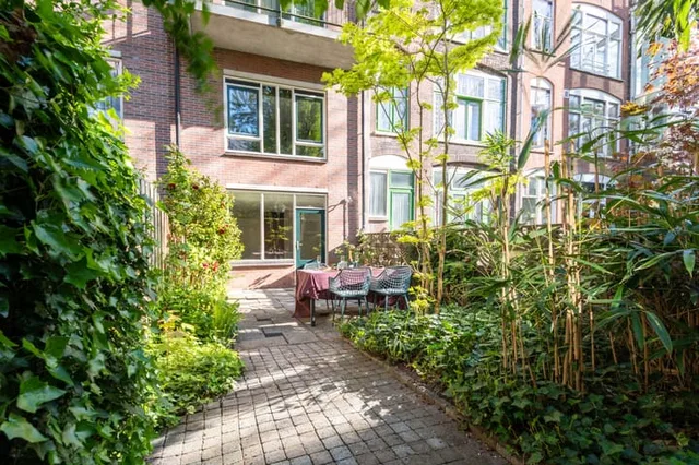 Prins Hendrikkade 135-A