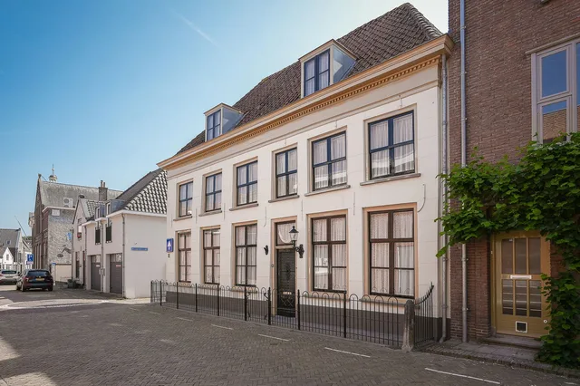 Oliestraat 8