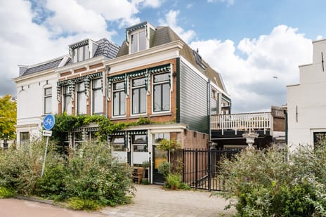 Antoniestraat 69