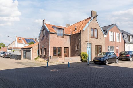 Lange Kerkstraat 25