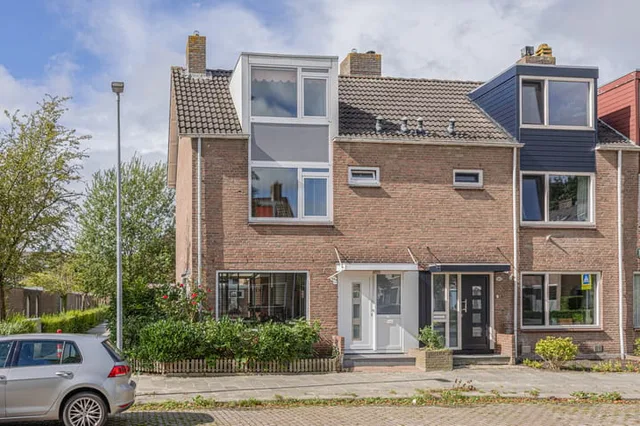 Elzenlaan 24