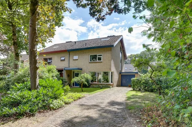 Hammarskjöldweg 41